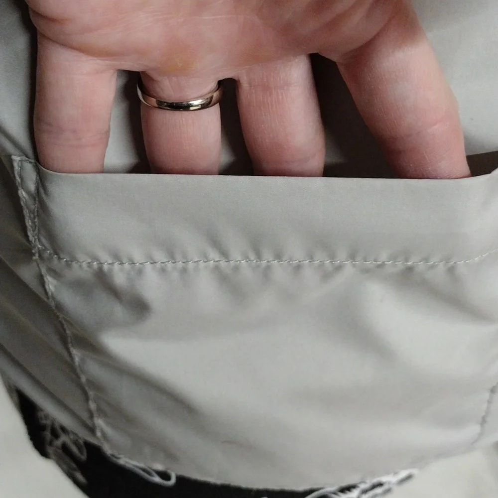 O'Neill Retro Reversible Athliesure Puffer Vest - Picture 8 of 9